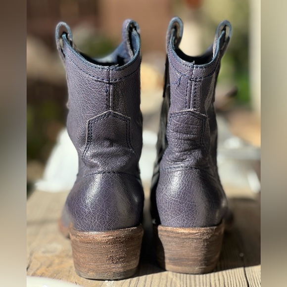 FRYE Carson Cobalt Blue Shorty cowboy boots Cowgirl Booties Size 6 B Western - Picture 3 of 15